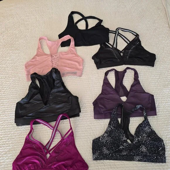 Victoria's Secret pull on yoga sports bras - Picture 1 of 3